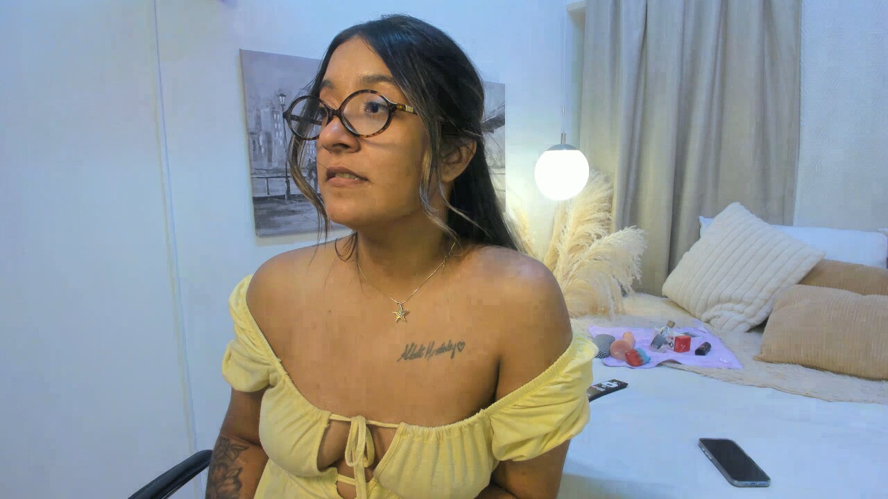 Sharlotte_Rose