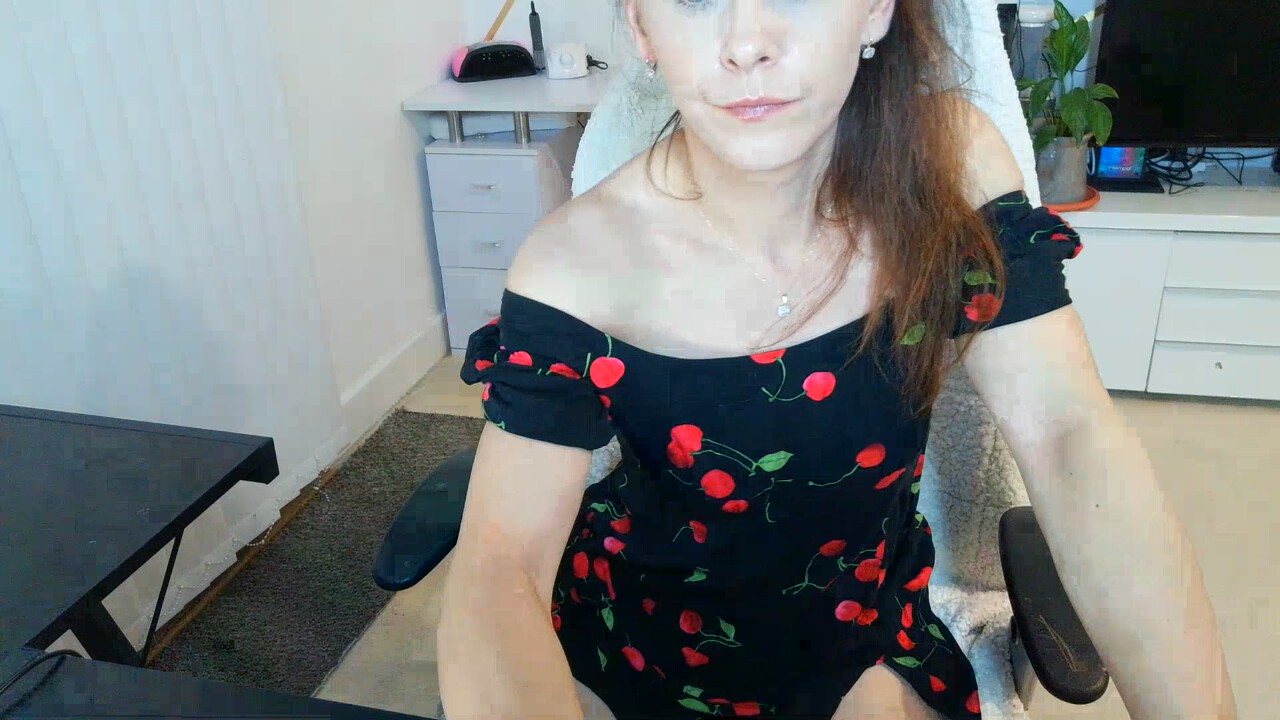 KhalessiNessyhot