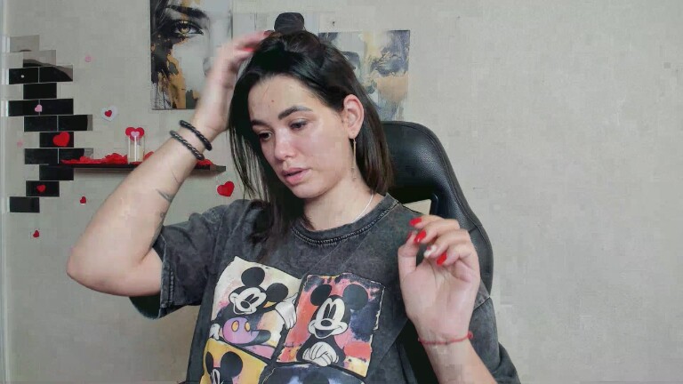 GlamNova's Streamate show and profile