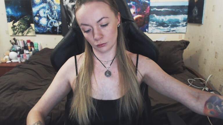 BringingLuck's Streamate show and profile